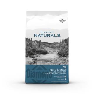 Diamond NATURALS All Life Stages SKIN&COAT 15 kg - kompletní krmivo pro psy